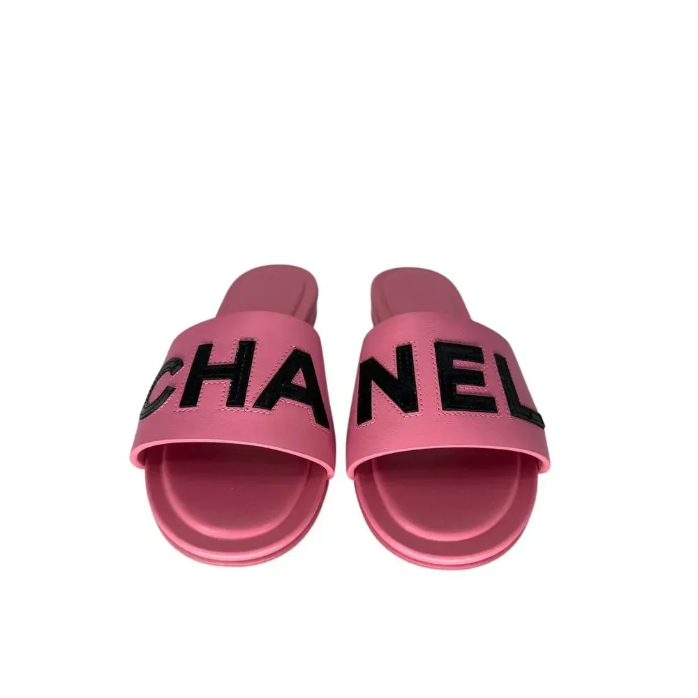 Chanel Calfskin Patent Calfskin Logo Slide Mules Pink Women's Size 37 NWOB